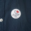 I love my Job Button mit Magnet auf Hemd